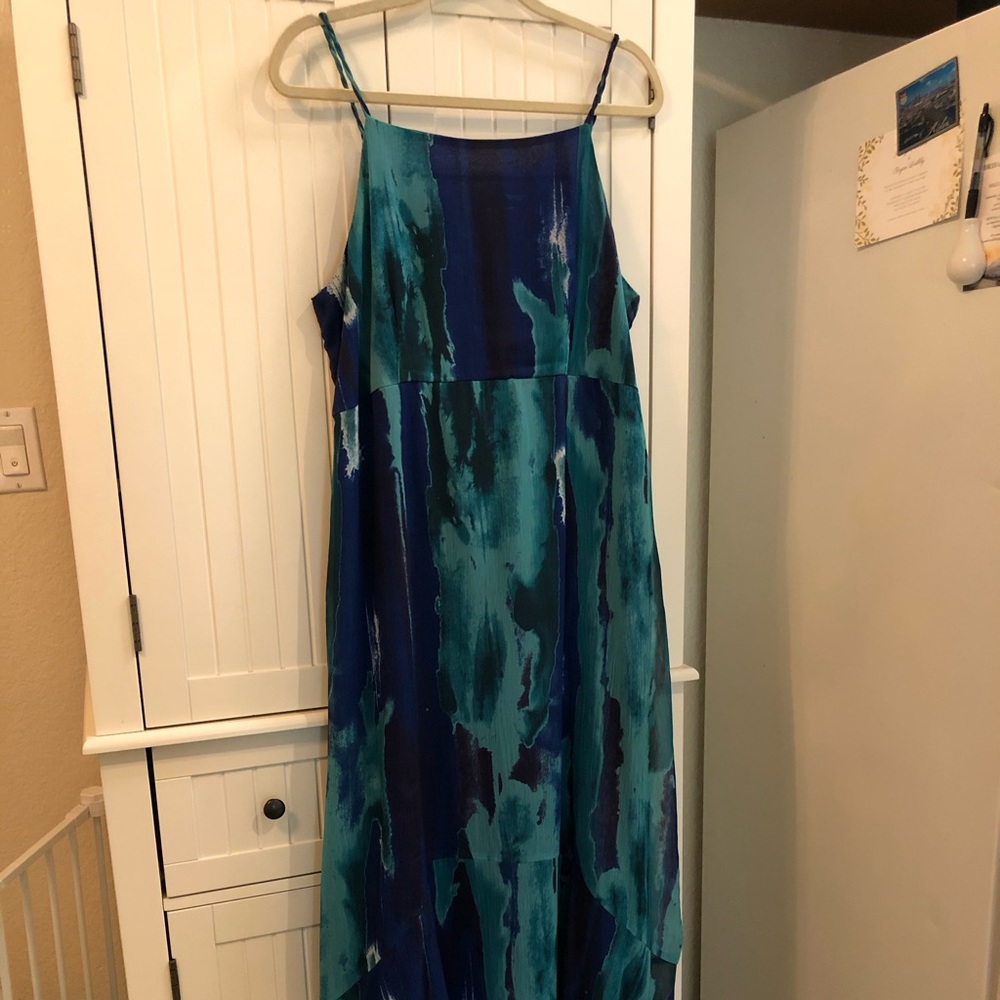 A Pea in the Pod maternity maxi dress